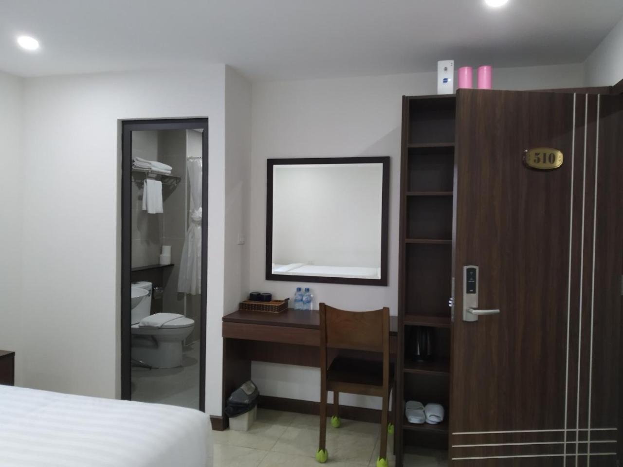 K Business 1 Hotel My Dinh 미딩 Ханой Екстериор снимка
