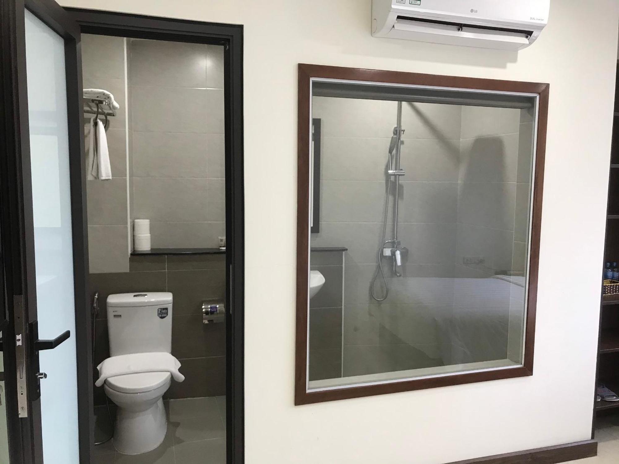 K Business 1 Hotel My Dinh 미딩 Ханой Екстериор снимка